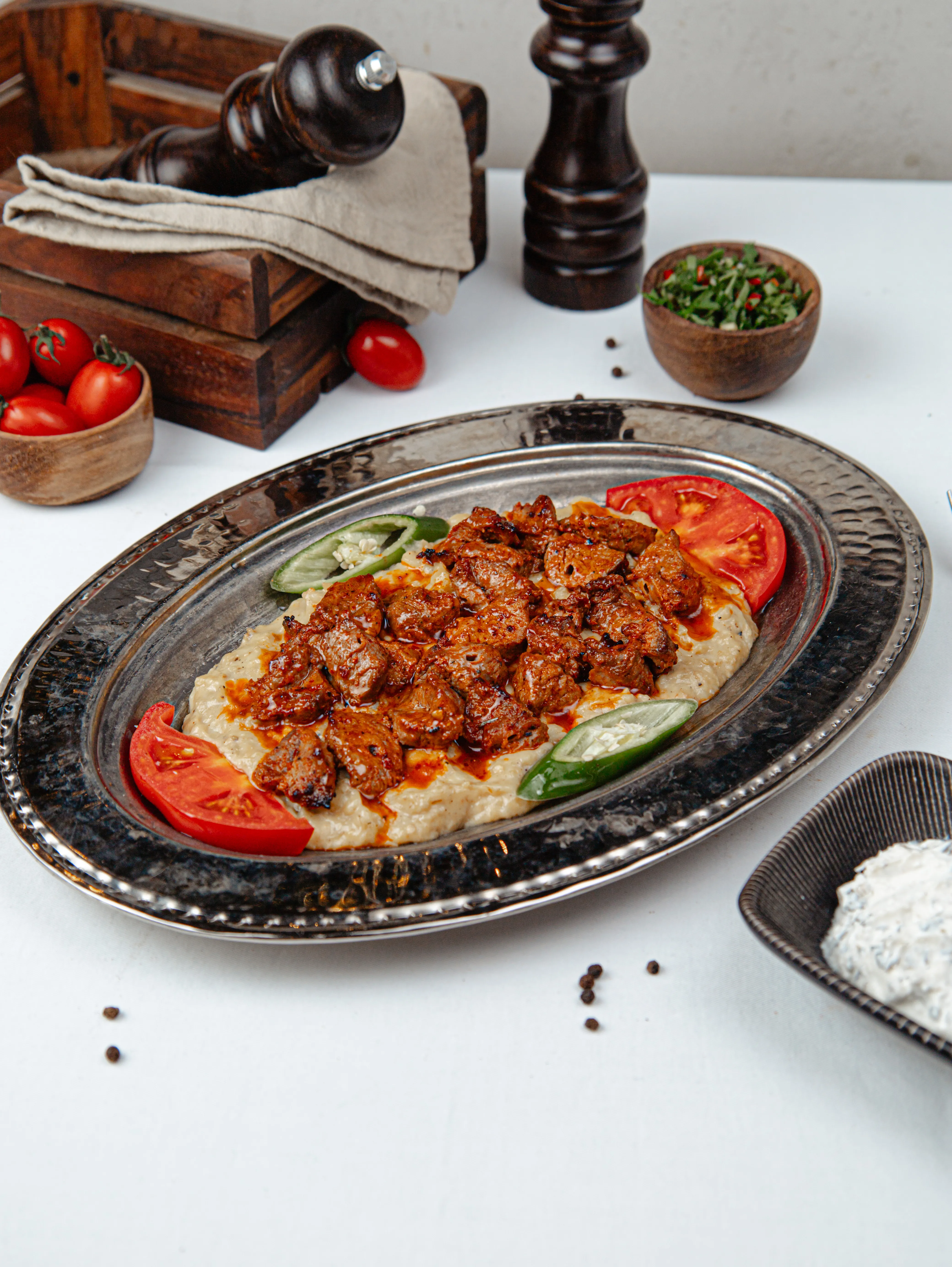 Beyendili kabab quzu ilə